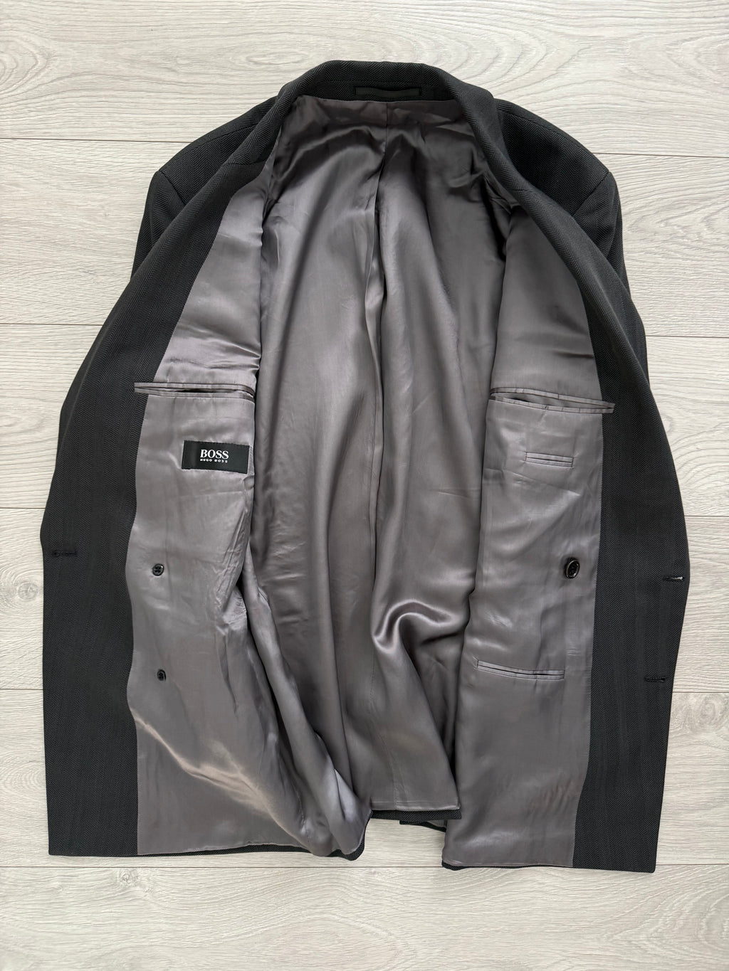 Hugo Boss 1980s 'Omega' Peaked Lapel Double Breasted Pleated Wool Herringbone Suit Grey - Size M Jacket / 32" Waist