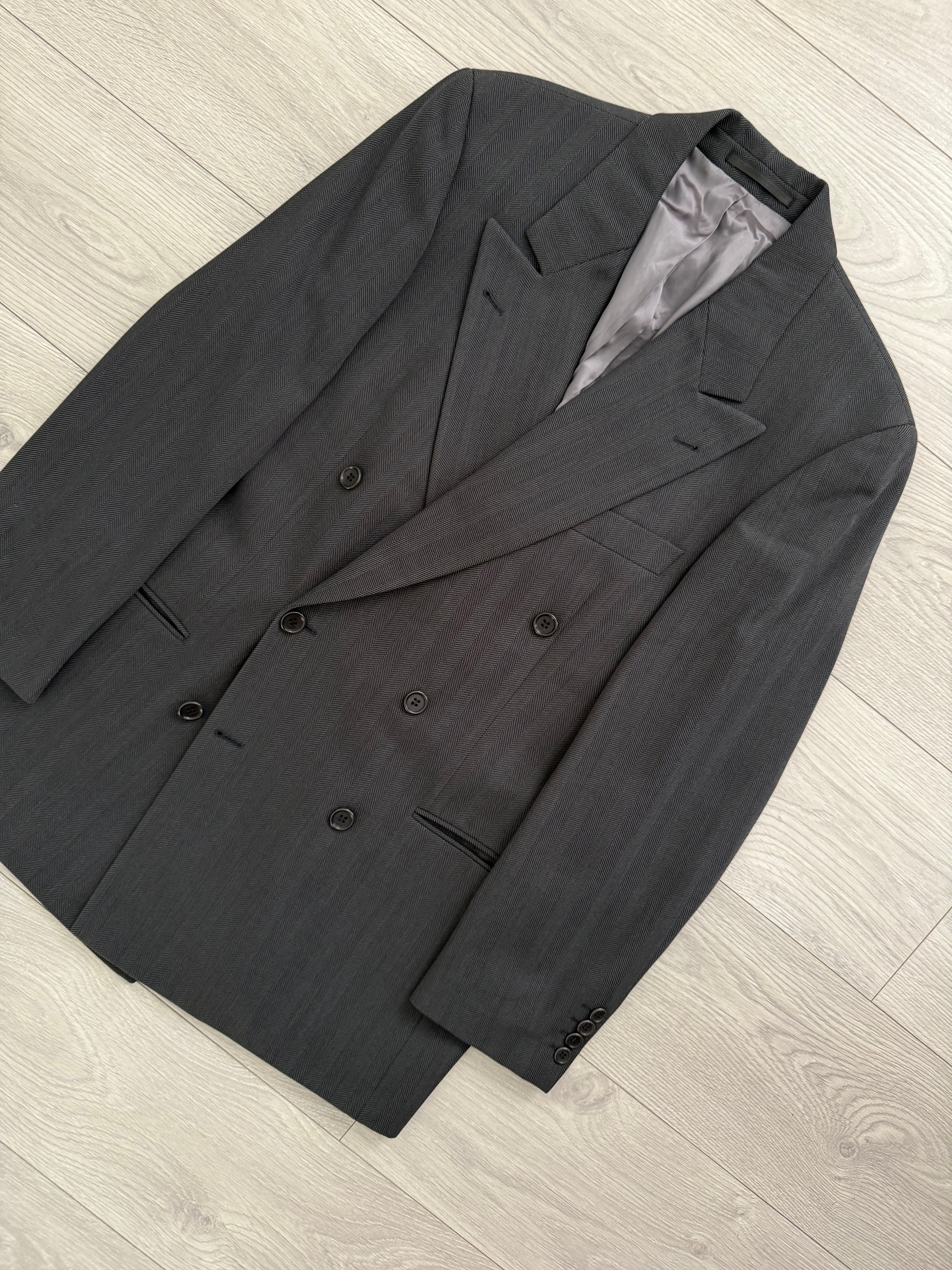 Hugo Boss 1980s 'Omega' Peaked Lapel Double Breasted Pleated Wool Herringbone Suit Grey - Size M Jacket / 32" Waist