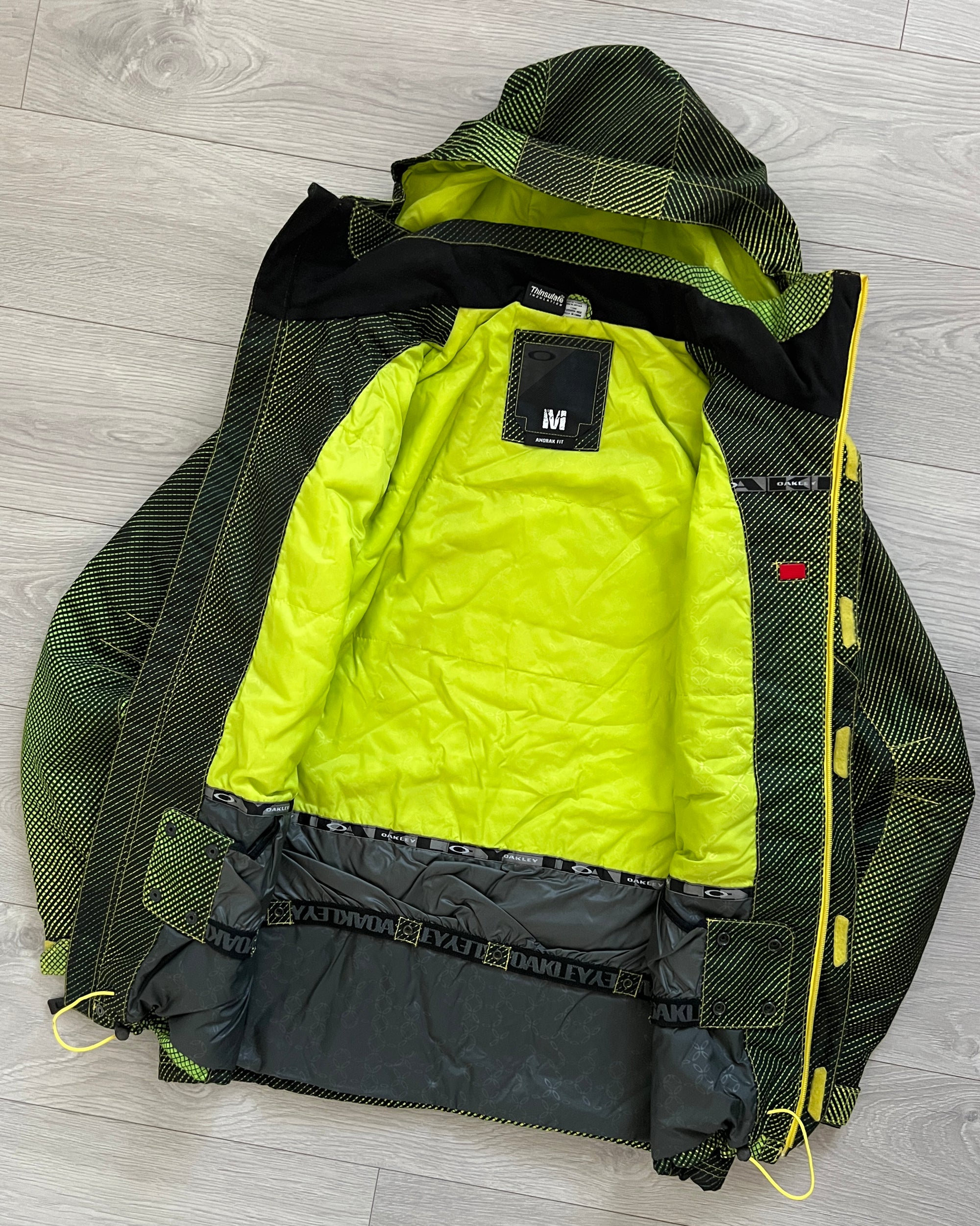 Oakley FW2010 Magnetic Hood 3D Holographic Print Technical Waterproof Jacket - Size M