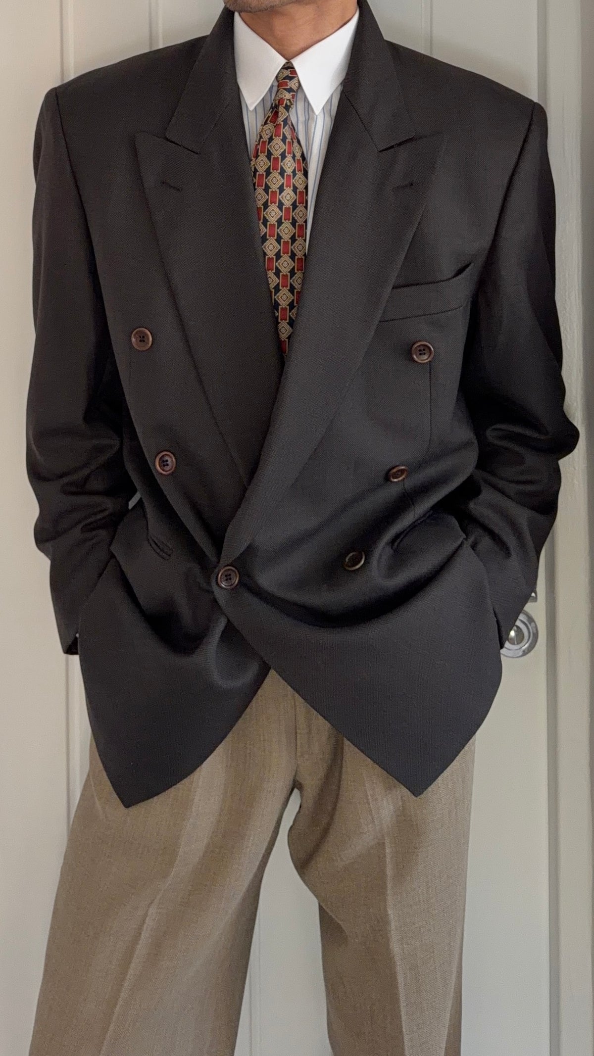 Hugo Boss 1980s Super 100s Peaked Lapel Double Breasted Wool Taupe Brown Sport Jacket Blazer - Size L