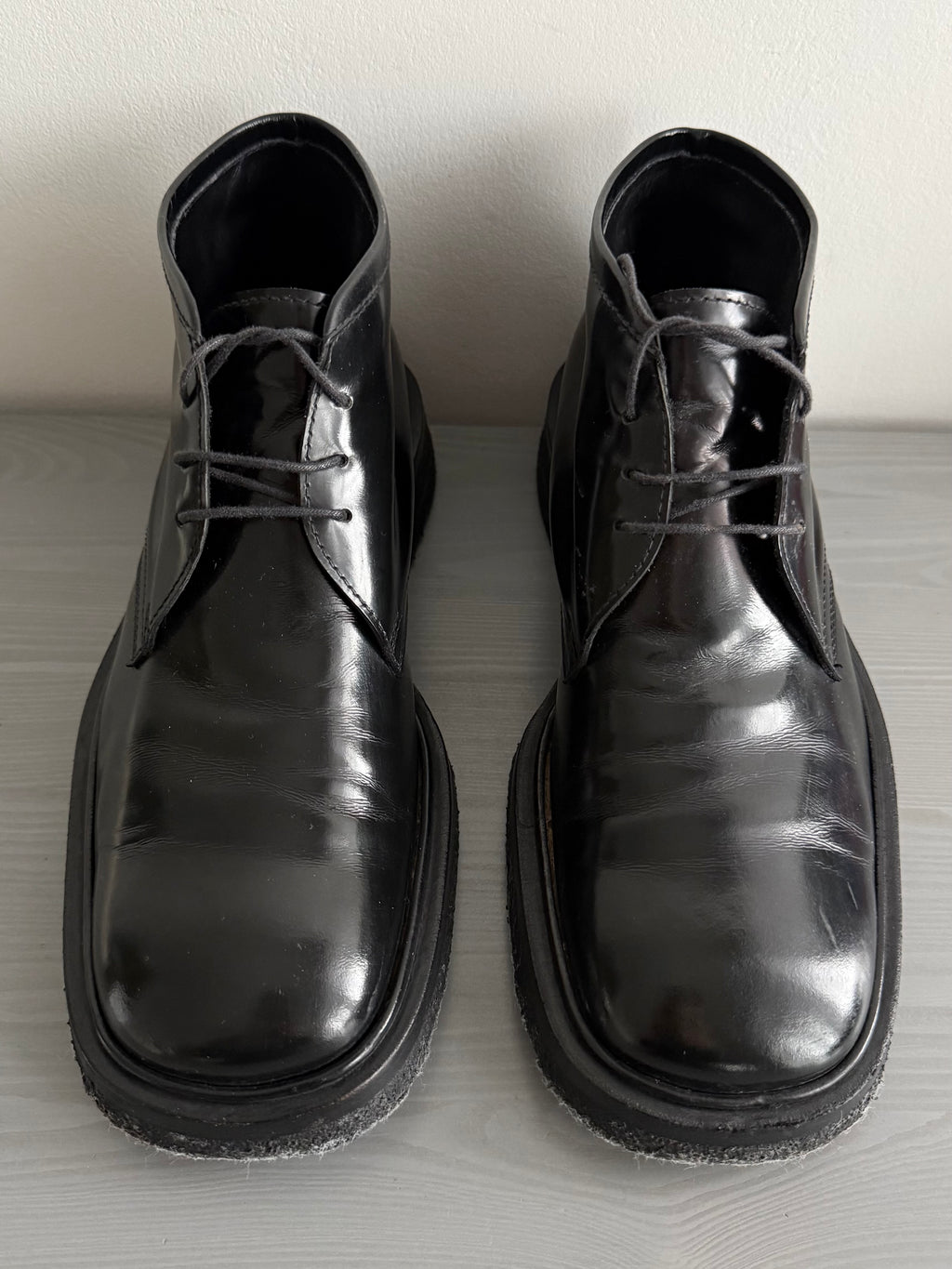 Prada 1999 Crepe Sole Square Toe Leather Chukka Boots - Size US9