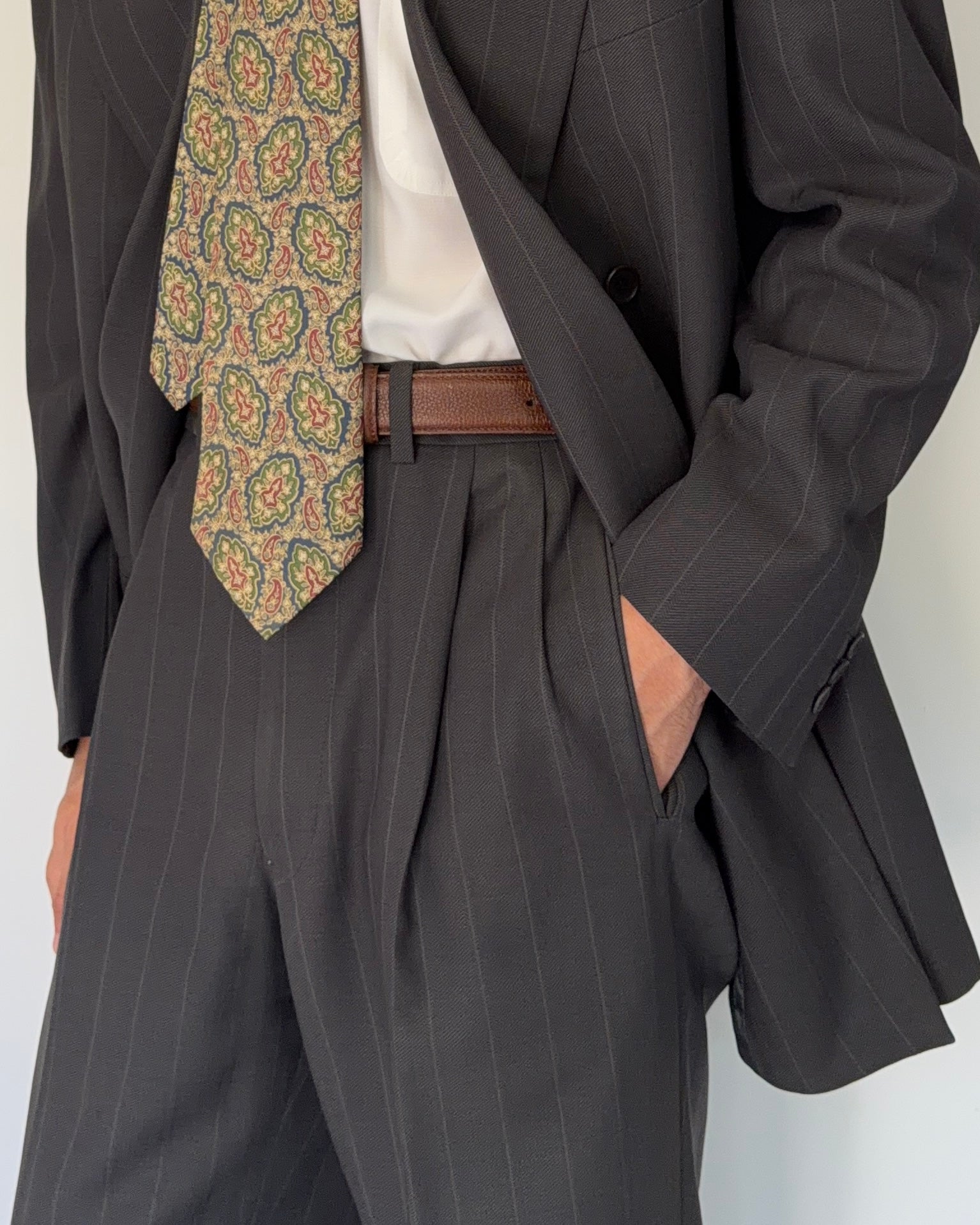 Giorgio Armani 1980s Peaked Lapel Double Breasted Striped Wool Pleated Suit - Size L Jacket / 34" Waist