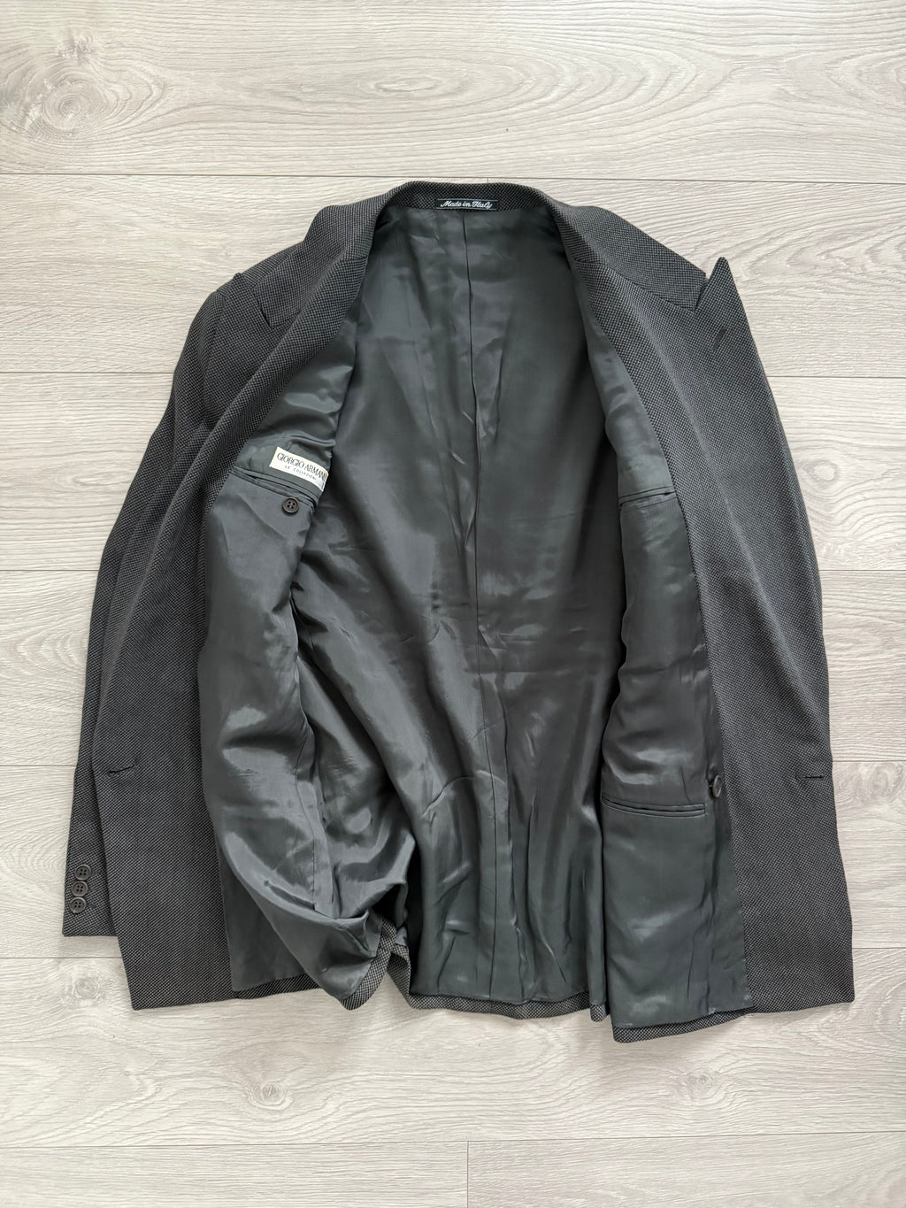 Giorgio Armani 1980s Double Breasted Pleated Wool Suit Grey New - Size L Jacket / 32" Waist