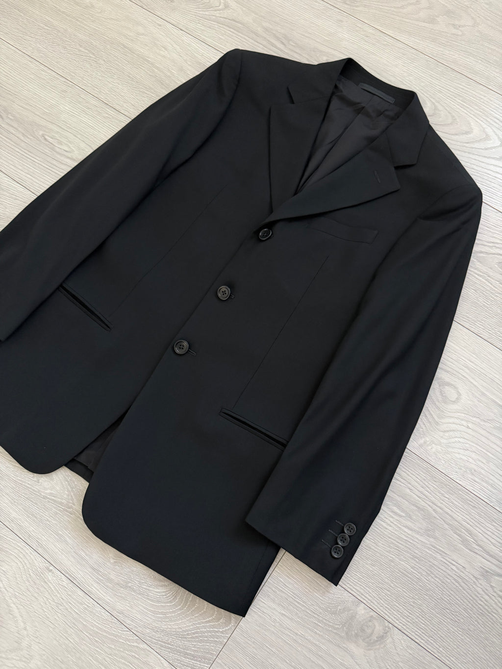 Armani 1990s 3B Wool Pleated Black Suit - Size S Jacket / 28" Waist