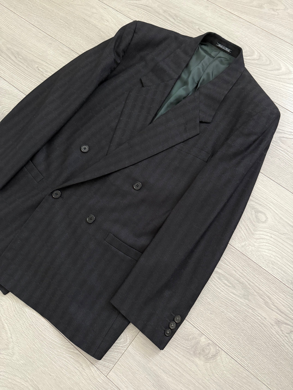 Versace 1980s Notch Lapel Double Breasted Triple Pleat Textured Black Wool Suit - Size M Jacket / 32" Waist