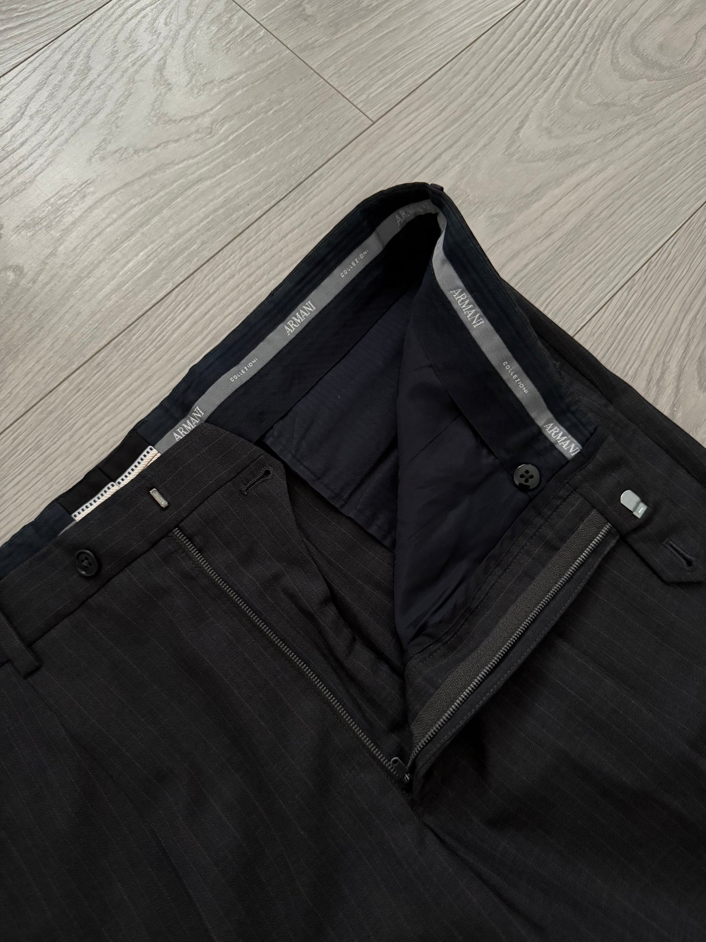 Giorgio Armani 1990s Striped Pleated Wool Suit - Size L Jacket / 36" Waist