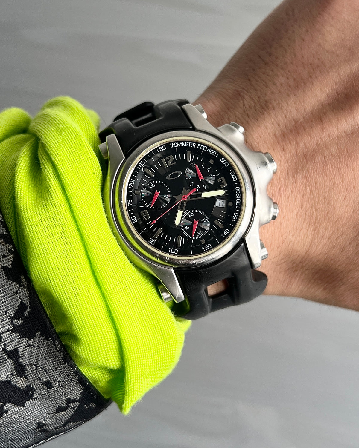 Oakley 2007 Holeshot 6-Hand Honed Utility Watch