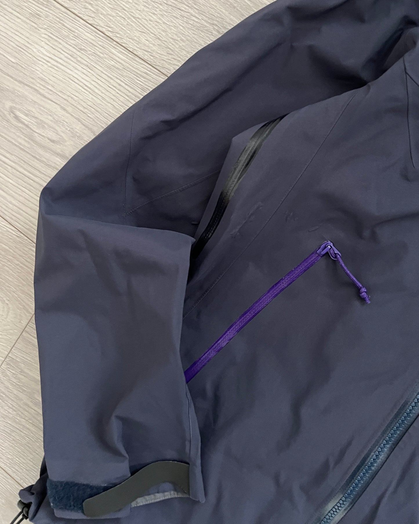 Arcteryx Beta SV Gore-Tex Pro Womens Jacket - Size Womens S