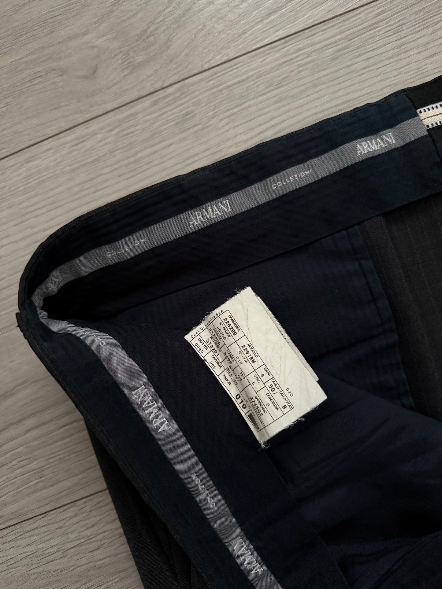 Giorgio Armani 1990s Striped Pleated Wool Suit - Size L Jacket / 36" Waist