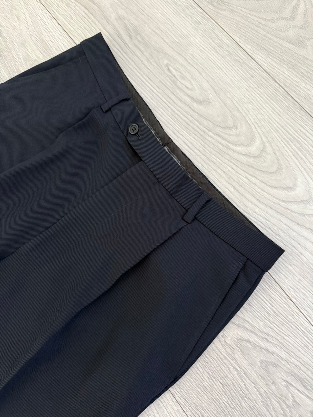 Giorgio Armani 1980s 3B Wool Twill Weave Navy Pleated Suit - Size XXL Jacket / 35" Waist