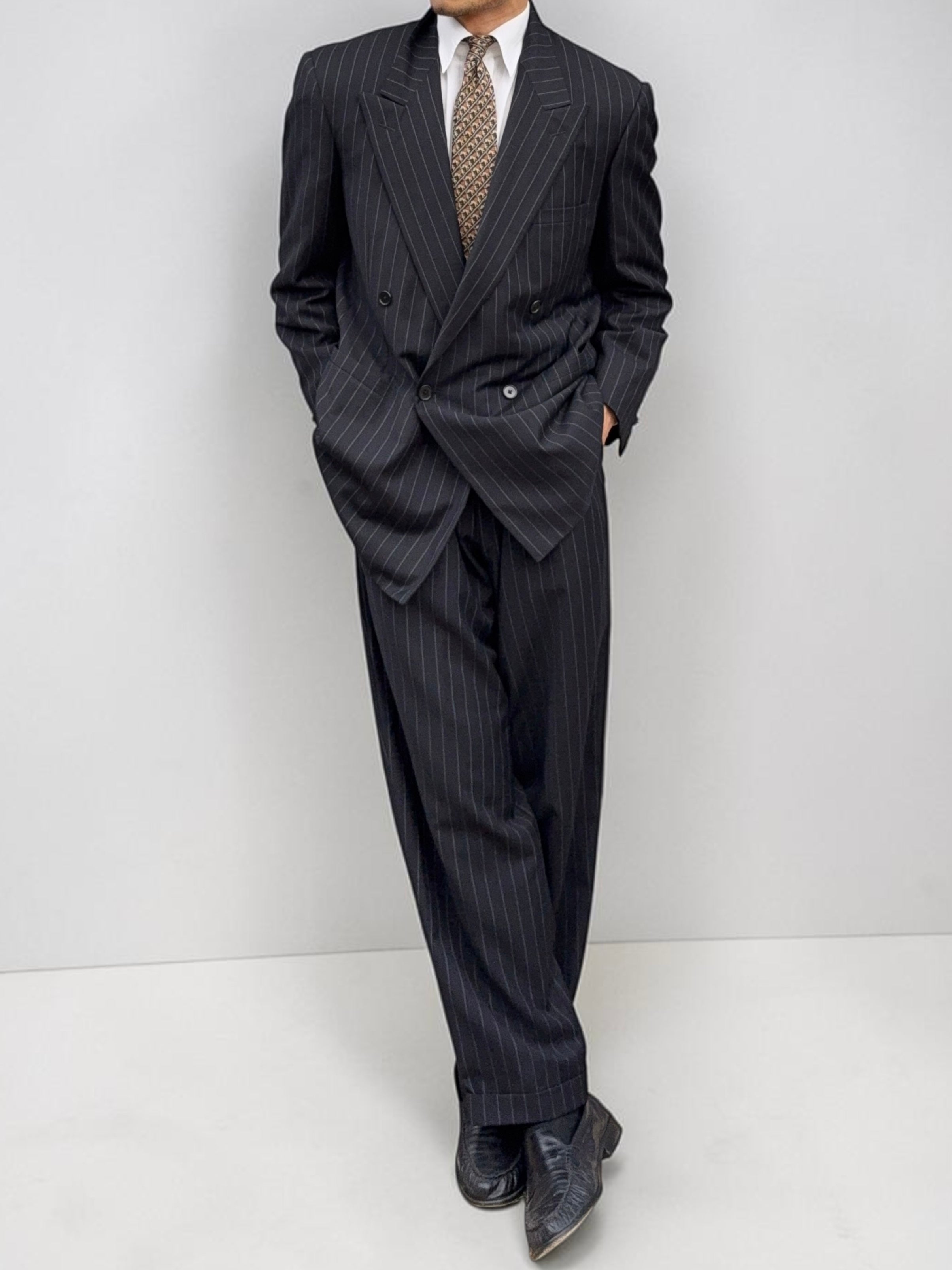 Versace 1980s Peak Lapel Double Breasted Triple Pleated Wool Striped Suit - Size L Jacket / 33" Waist