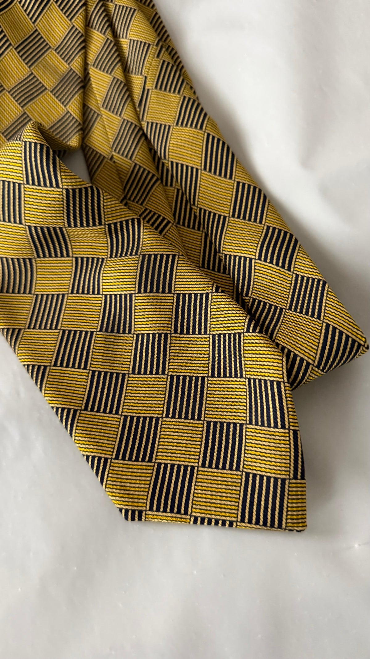 Charles Hill England Barneys New York 1990s Silk Tie