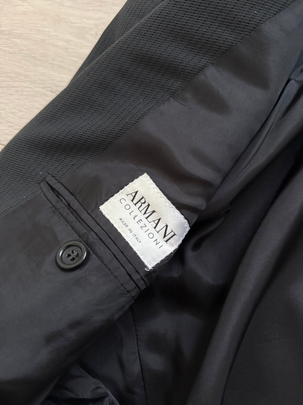 Armani 1990s 3B Draped Woven Wool Pleated Suit - Size L Jacket / 34" Waist