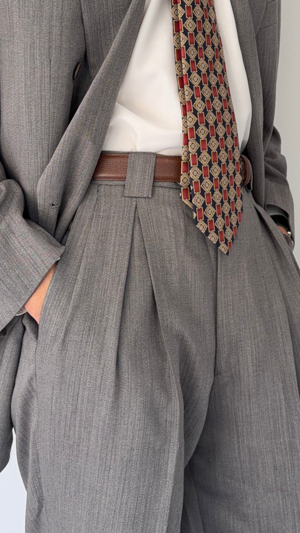 Giorgio Armani 1980s Peaked Lapel Double Breasted Herringbone Wool Grey Suit - Size M Jacket / 32" Waist
