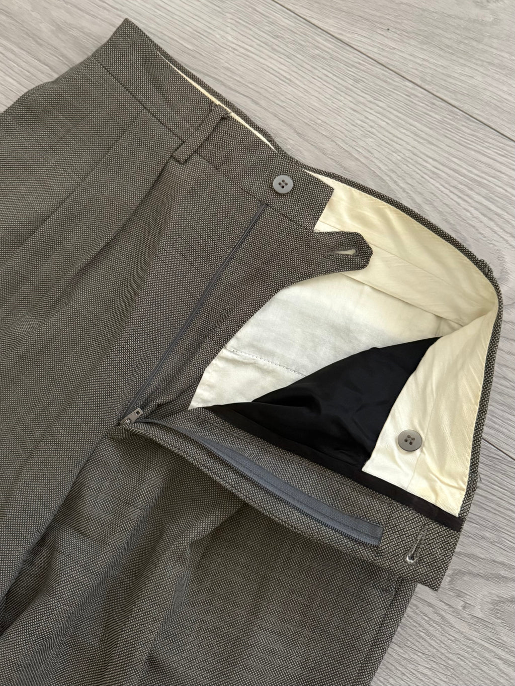 Giorgio Armani 1990s Double-Breasted Pleated Relaxed Suit - Size S Jacket / 28" Waist