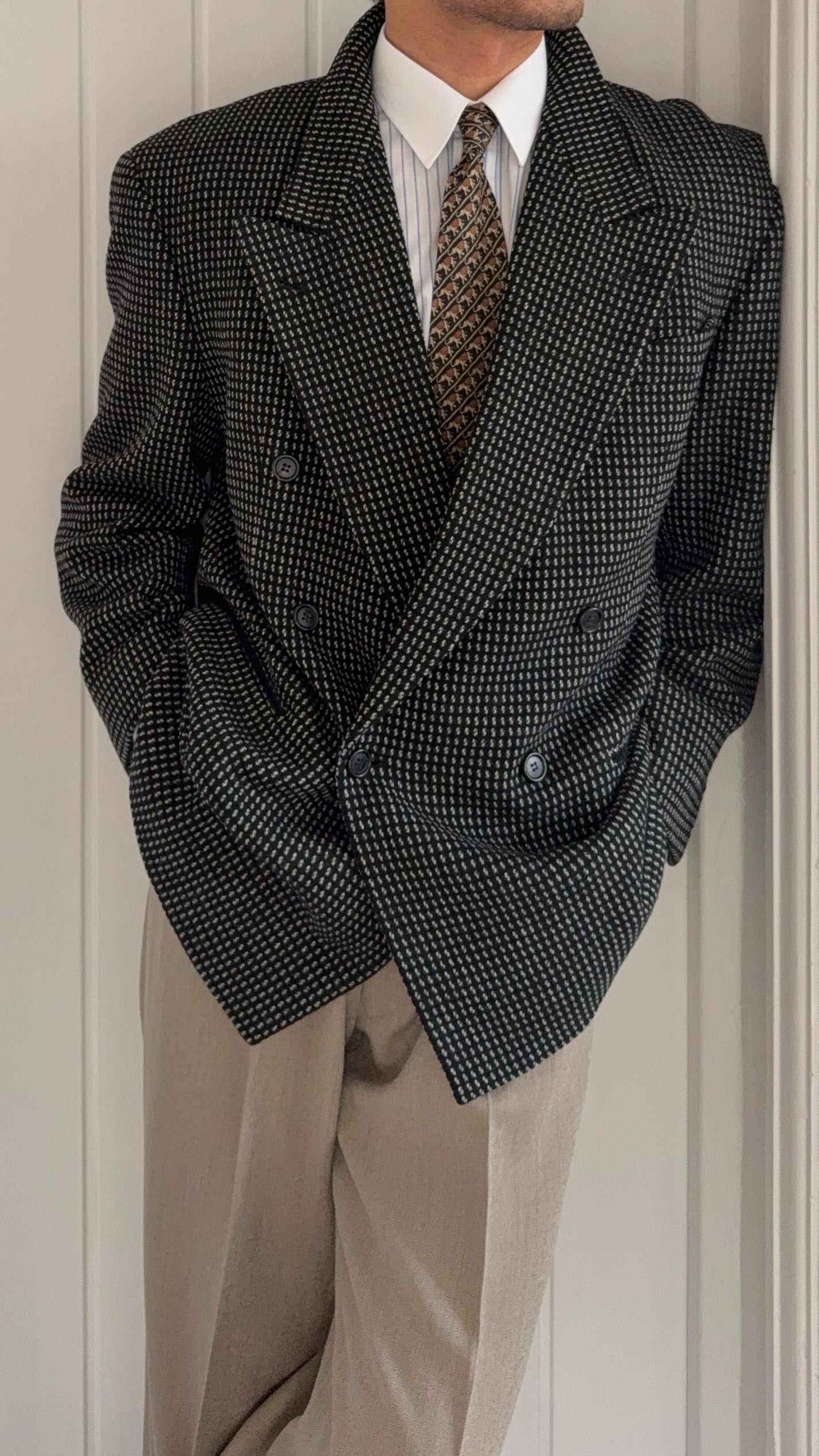 Hugo Boss 1980s Wool Cashmere Peaked Lapel Double Breasted Textured Sport Jacket Blazer - Size XL