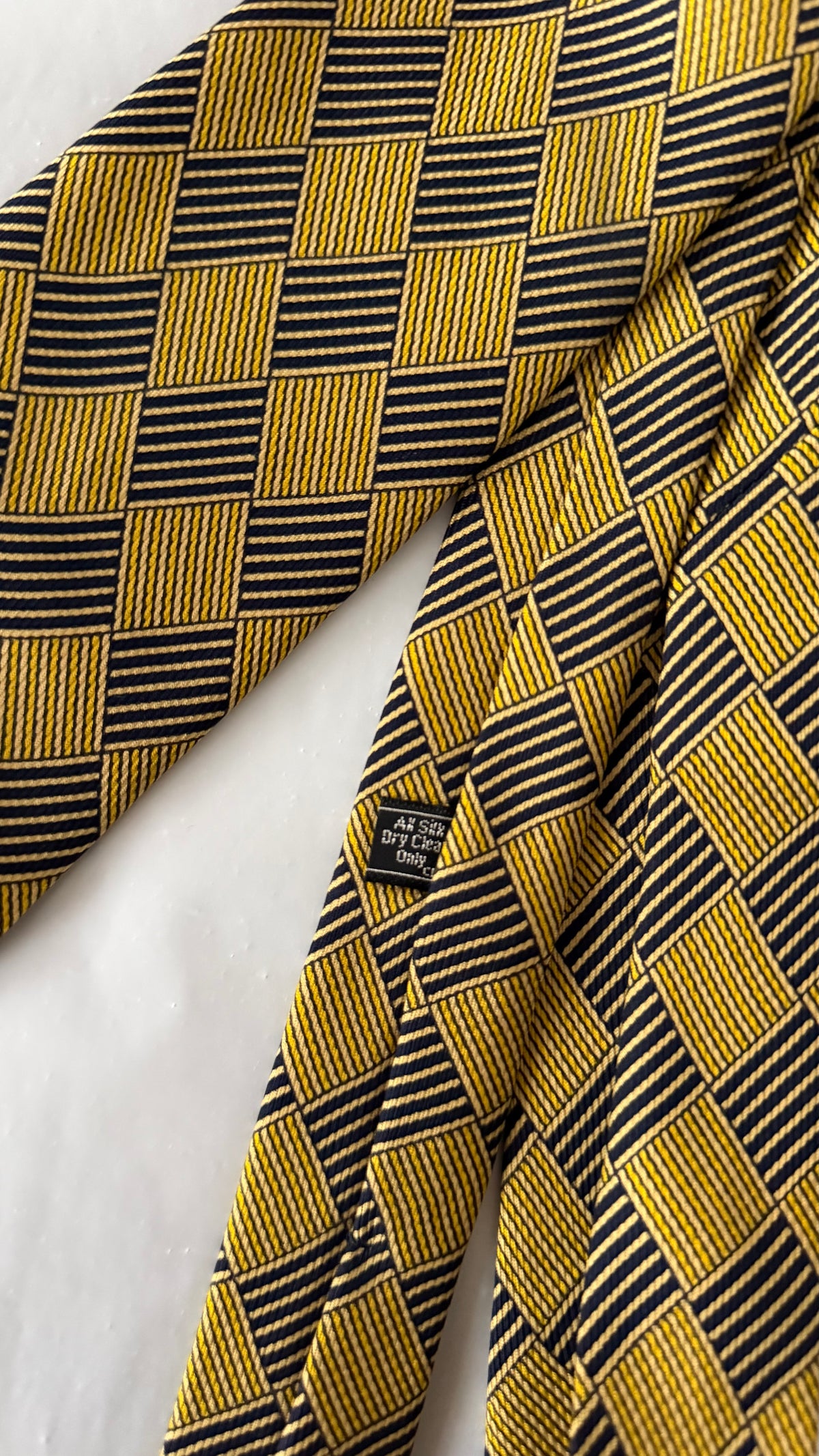 Charles Hill England Barneys New York 1990s Silk Tie