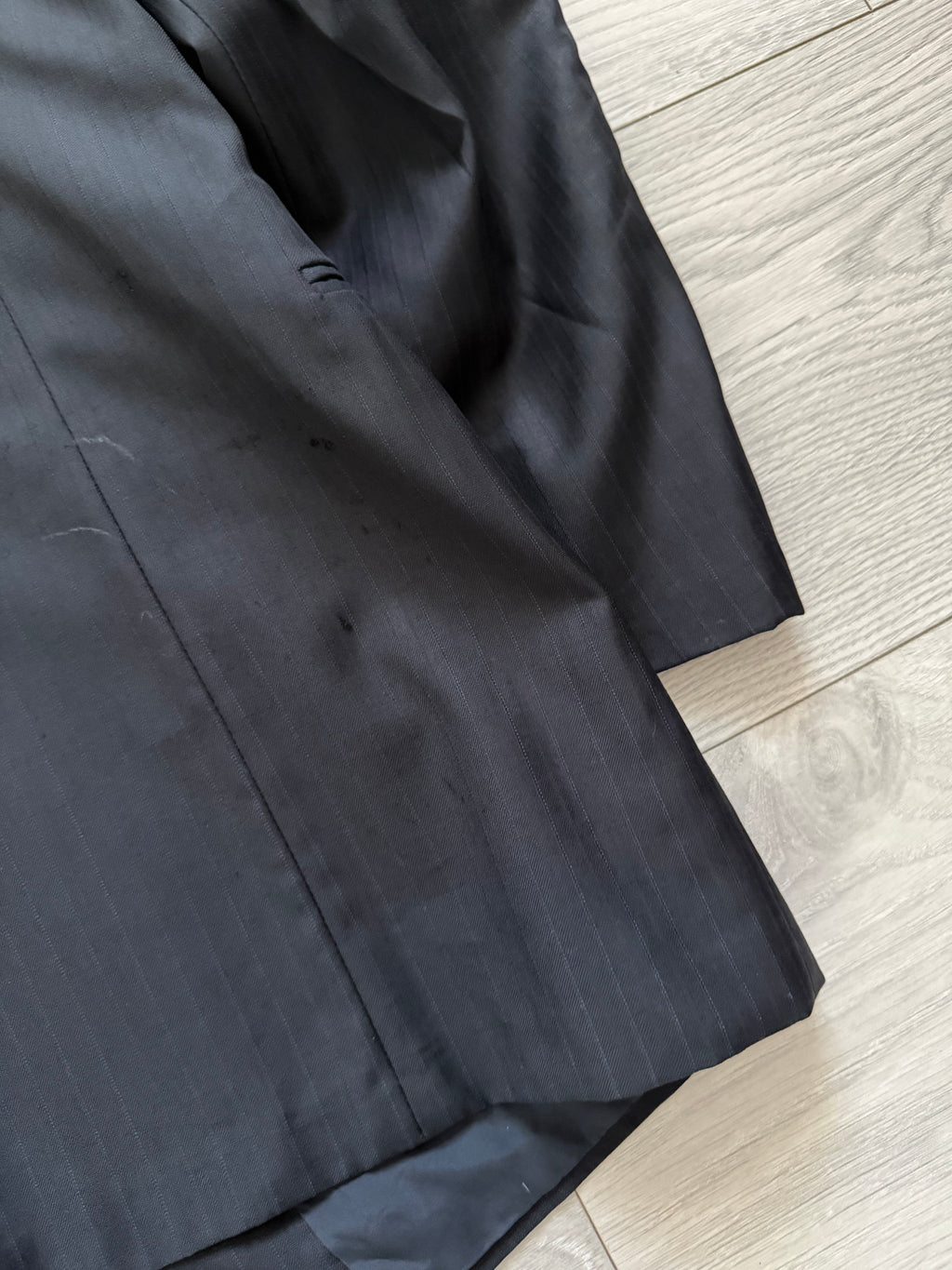 Armani 1990s 3B Pleated Wool Suit Navy - Size XL Jacket / 34" Waist