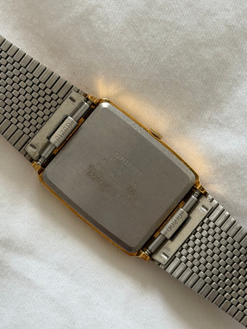 Oreint 1990s 20MM Linen Dial Gold Plated Stainless Steel Watch