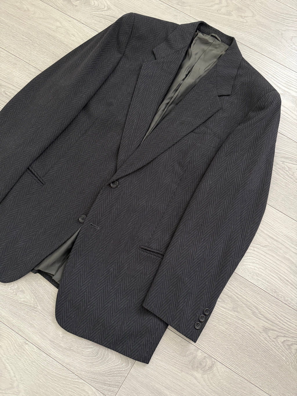 Hilton Armani 1980s 2B Chevron Herringbone Weave Wool Draped Jacket - Size L
