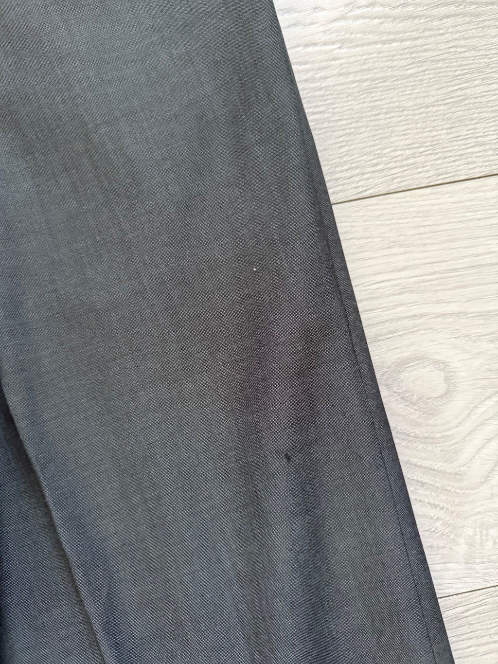 Hugo Boss 1990s 'Sigma' 4B Pleated Wool Grey Suit - Size M Jacket / 32" Waist
