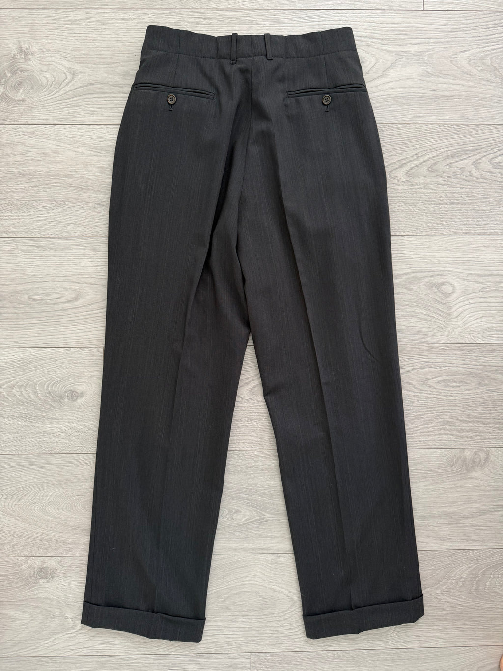 Gianfranco Ferre 1980s Peaked Lapel Double Breasted Pleated Wool Lightweight Suit Grey - Size S Jacket / 29" Waist