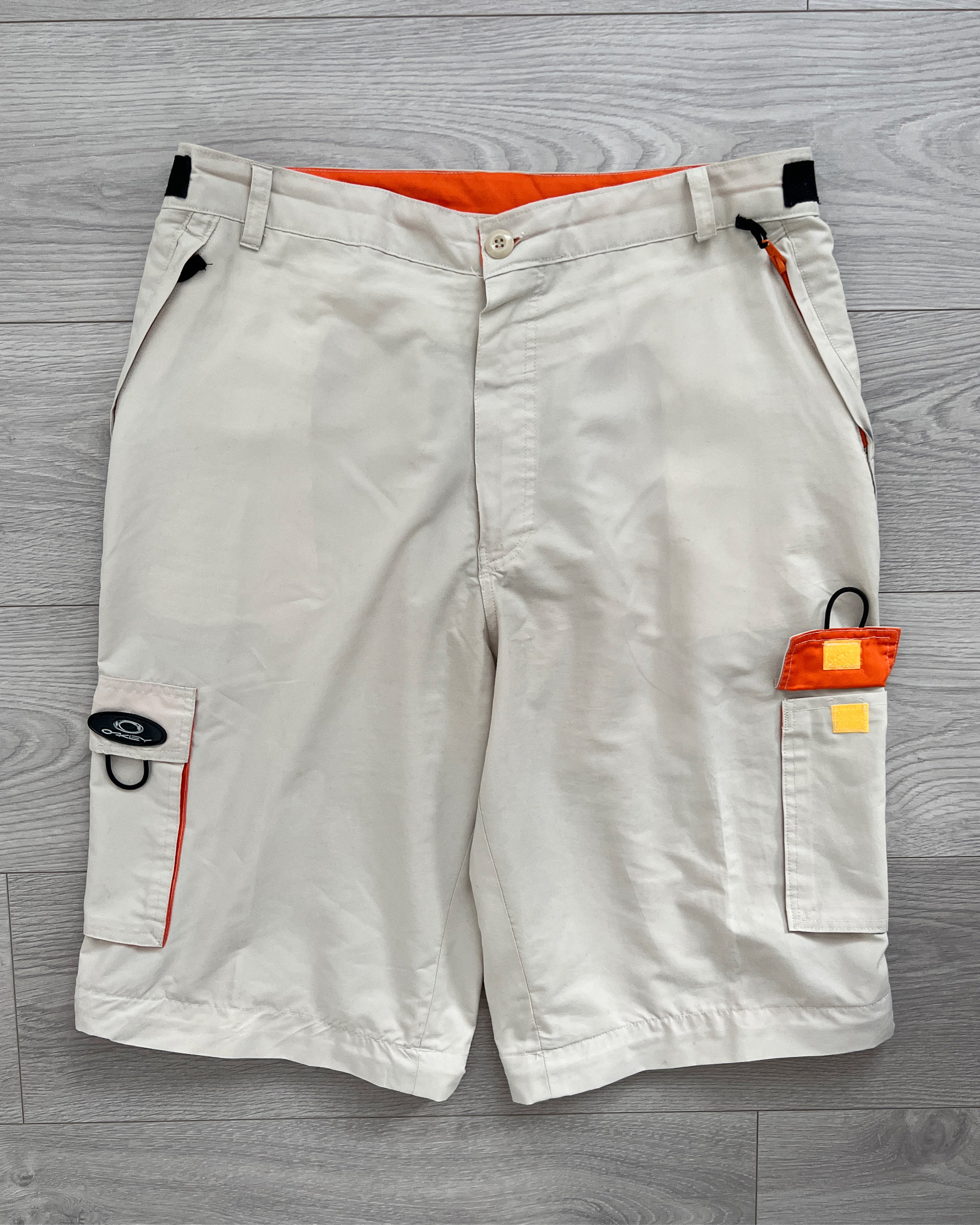 Oakley Software 00s 2-in-1 Technical Cargo Pants Shorts - Size 34 