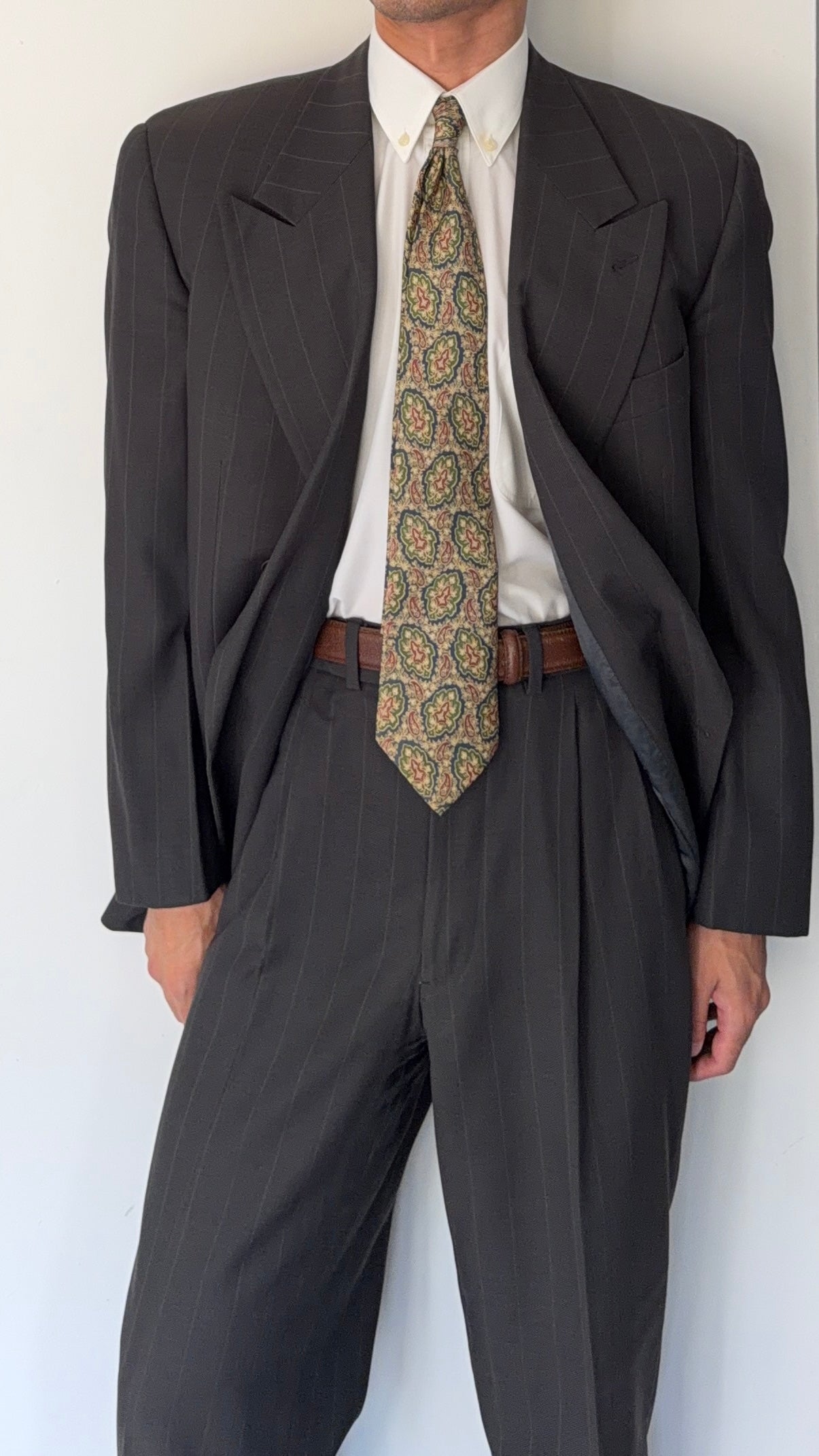 Giorgio Armani 1980s Peaked Lapel Double Breasted Striped Wool Pleated Suit - Size L Jacket / 34" Waist