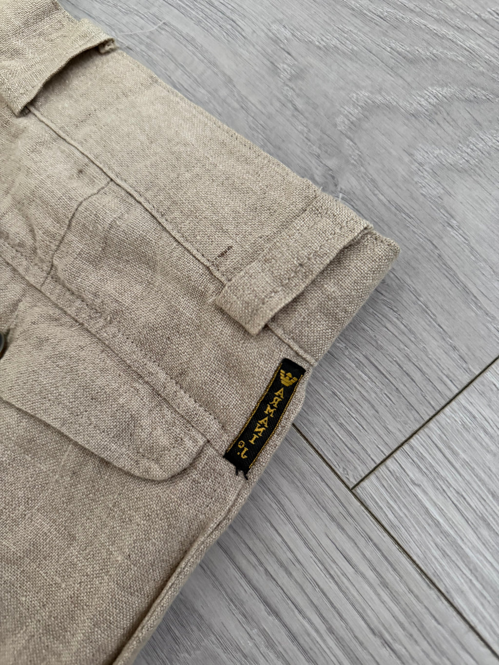 Armani 1990s Triple Pleat Beige Linen Pants - Size 34" Waist