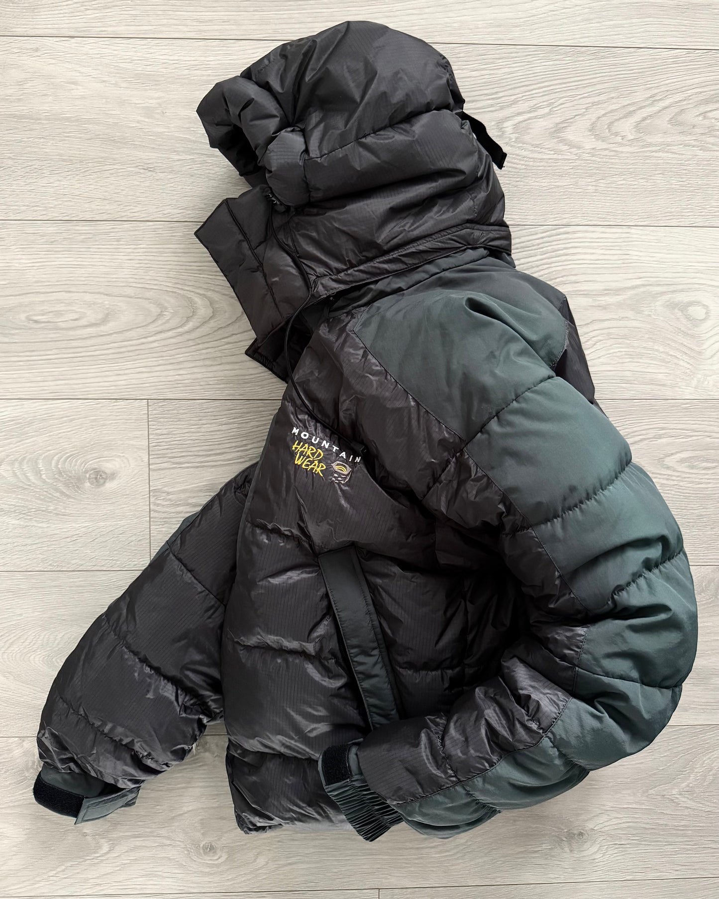 Mountain Hardwear 00s Conduit 'Sub Zero' Down Puffer Jacket - Size M