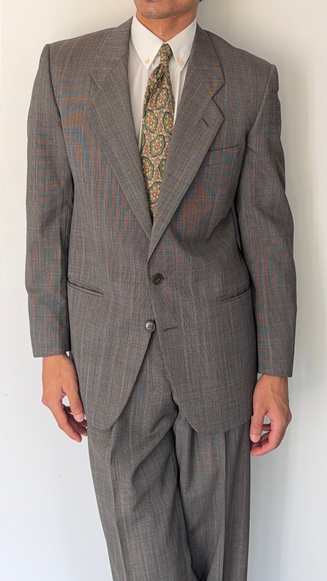Giorgio Armani Mani 1980s 2B Textured Wool Grey Pleated Suit - Size M Jacket / 32" Waist