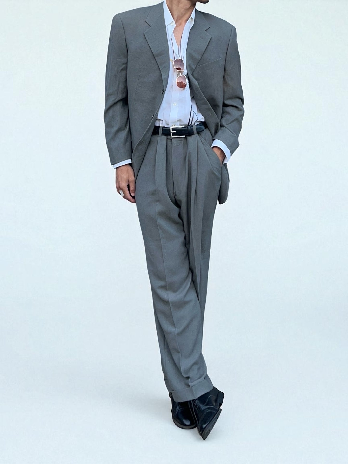 Armani 1990s Pleated Grey Wool Relaxed Suit - L Jacket / 36" Waist