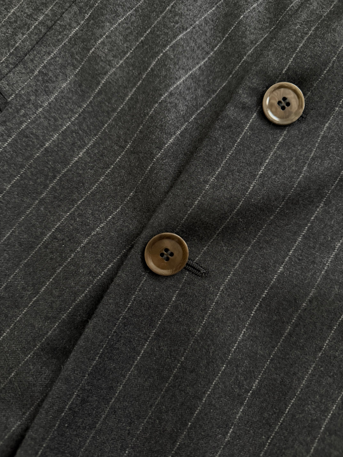 Giorgio Armani Black Label 1990s Cashmere 3B Pleated Striped Suit Grey - Size XL Jacket / 36" Waist