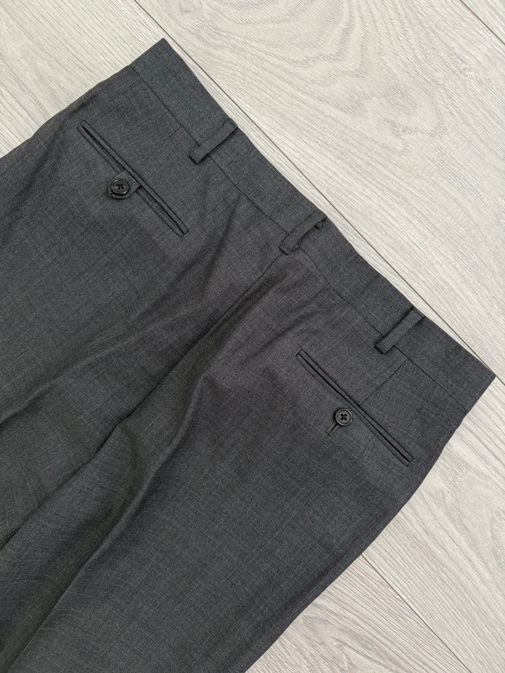Ralph Lauren 1990s 2B Wool Grey Double-Pleated Suit - Size M Jacket / 32" Waist
