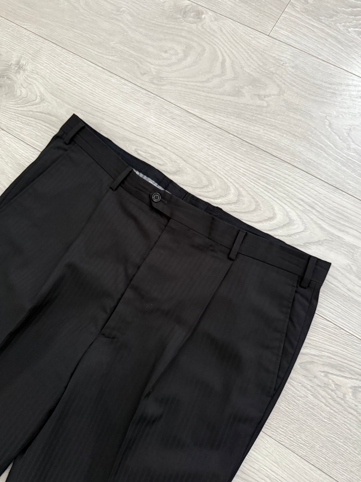 Armani 1990s 2B Pleated Wool Suit - Size XL Jacket / 40" Waist