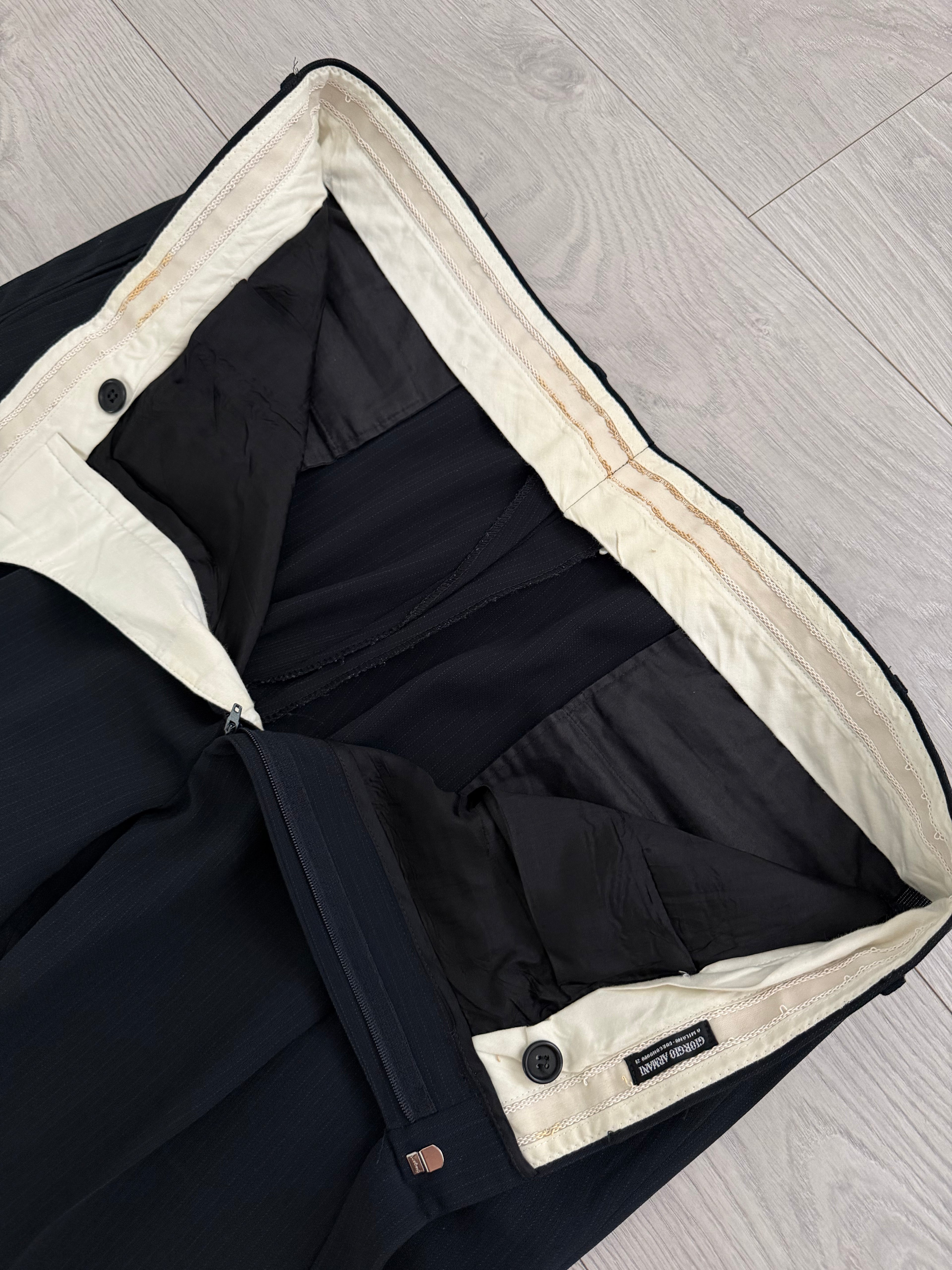 Giorgio Armani Black Label 1990s Peaked Lapel Double Breasted Pleated Wool Suit - Size XXXL Jacket / 40" Waist