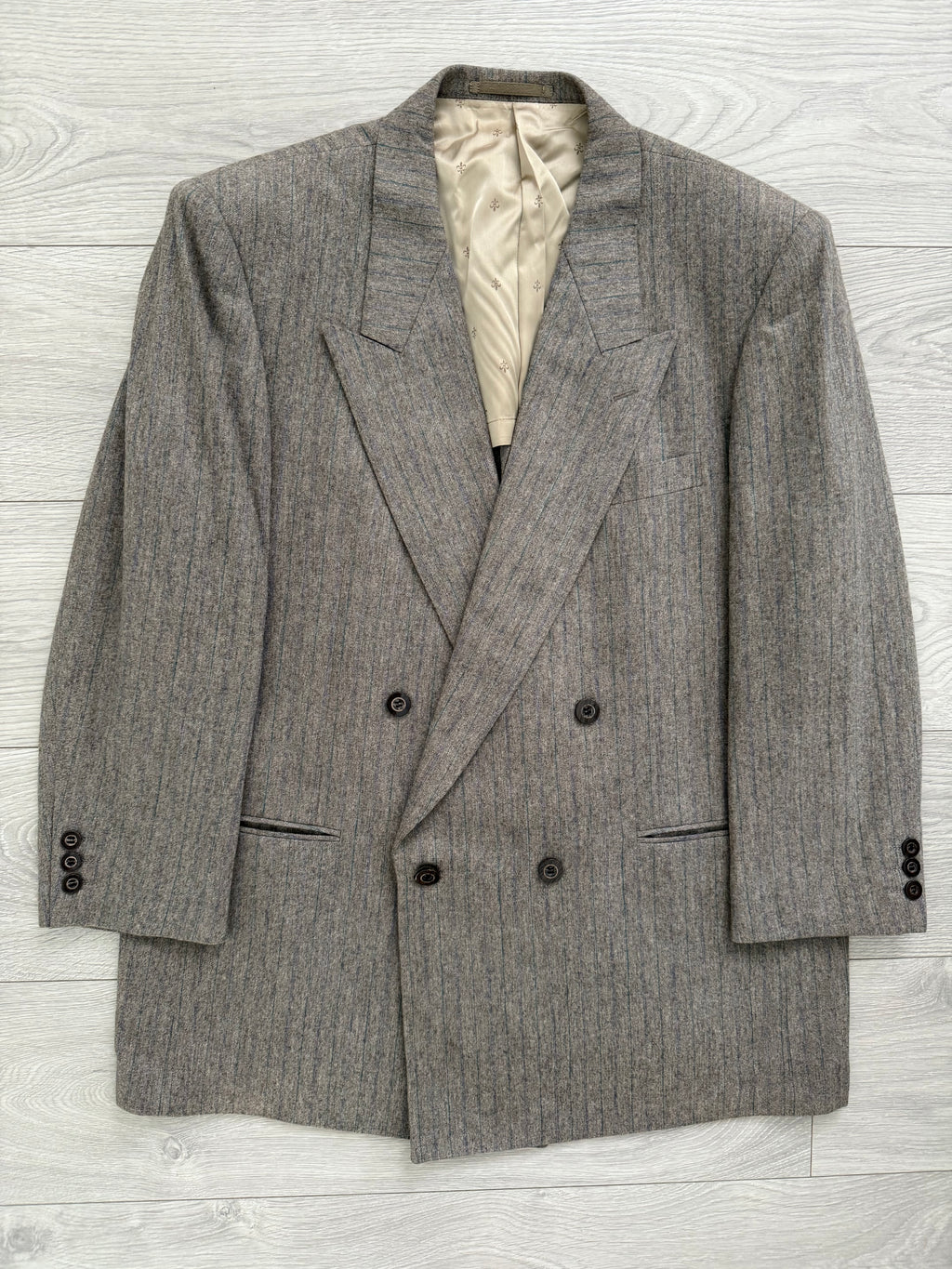 Valentino 1980s Peaked Lapel Double Breasted Pleated Wool Suit - Size XL Jacket / 40" Waist
