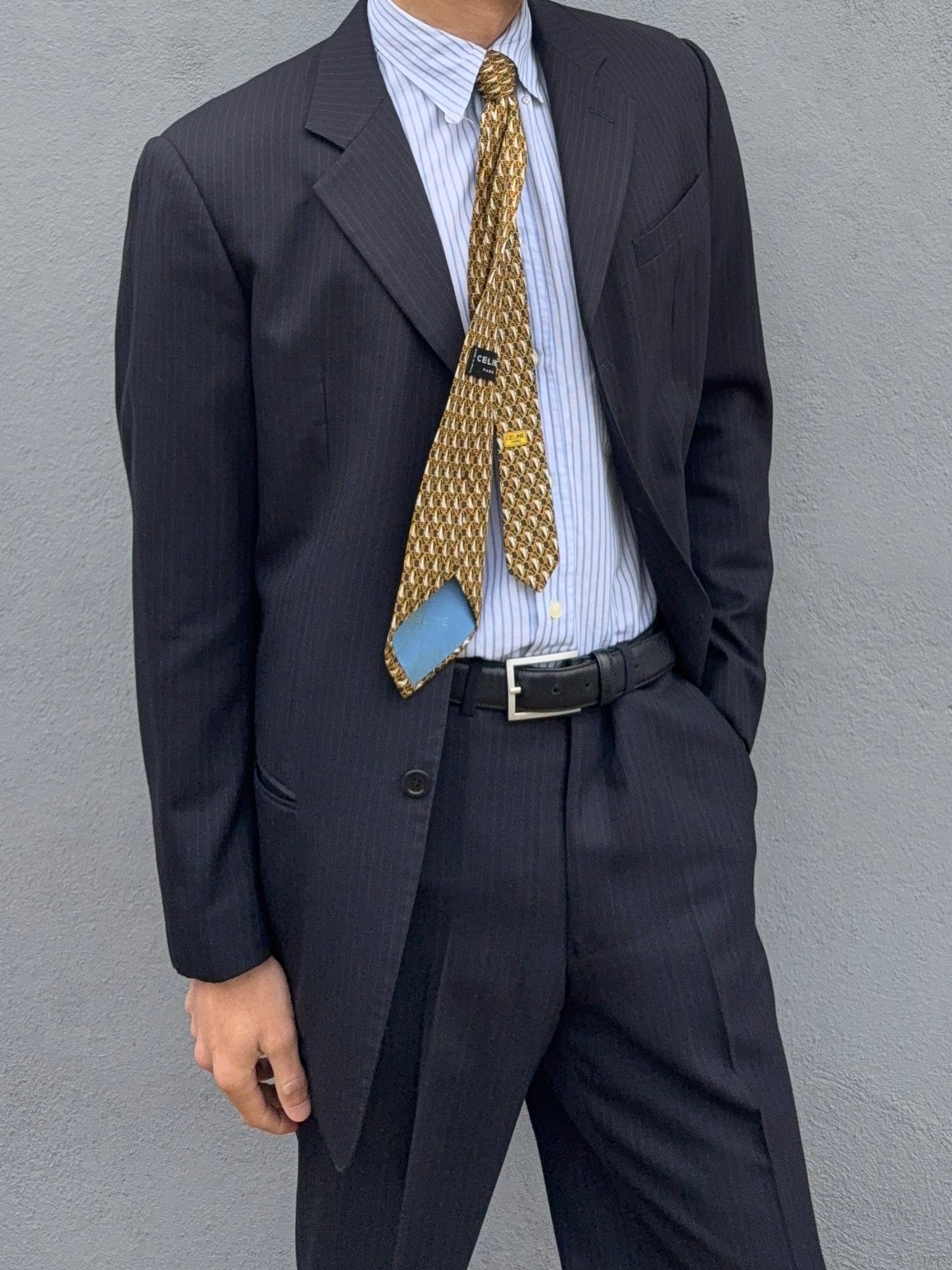 Armani 1990s 3B Navy Pinstripe Pleated Wool Suit - Size L Jacket / 32" Waist