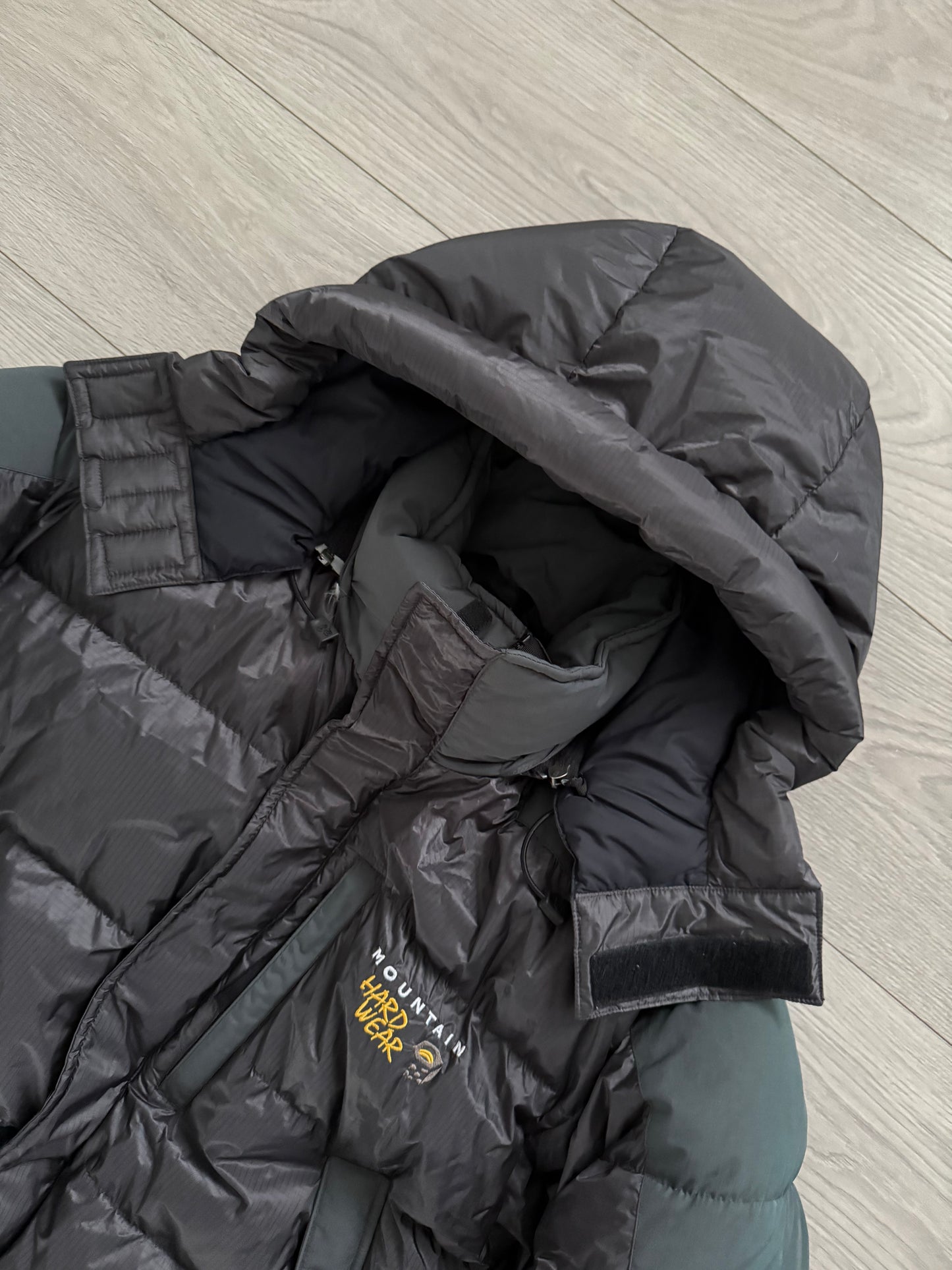 Mountain Hardwear 00s Conduit 'Sub Zero' Down Puffer Jacket - Size M