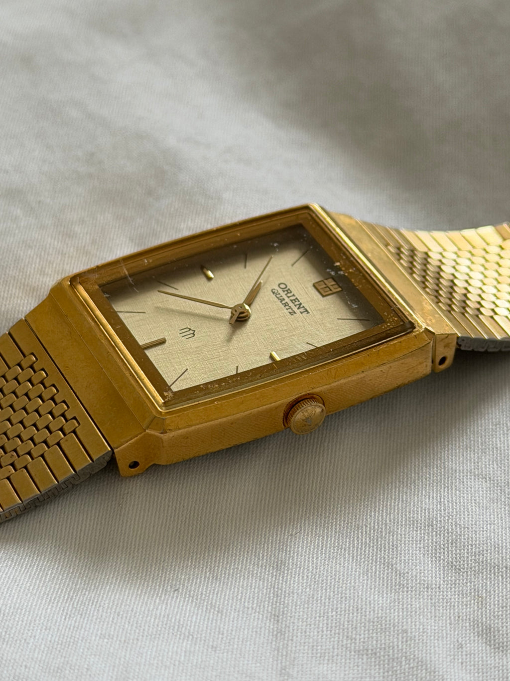 Oreint 1990s 20MM Linen Dial Gold Plated Stainless Steel Watch