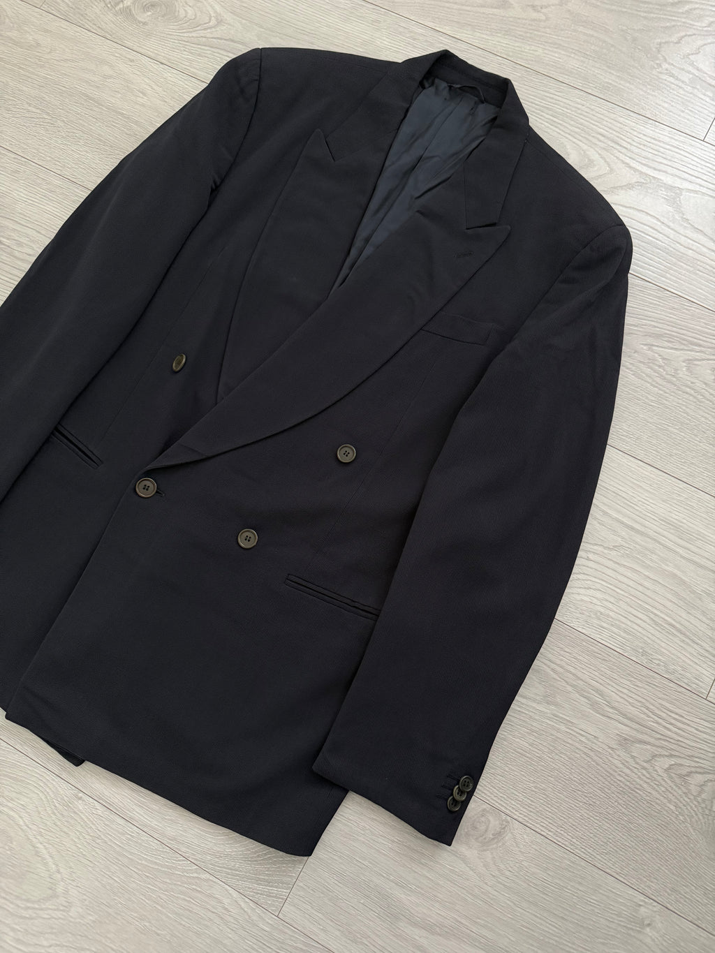 Giorgio Armani 1990s Double Breasted Pleated Navy Wool Suit  - Size L Jacket / 33" Waist