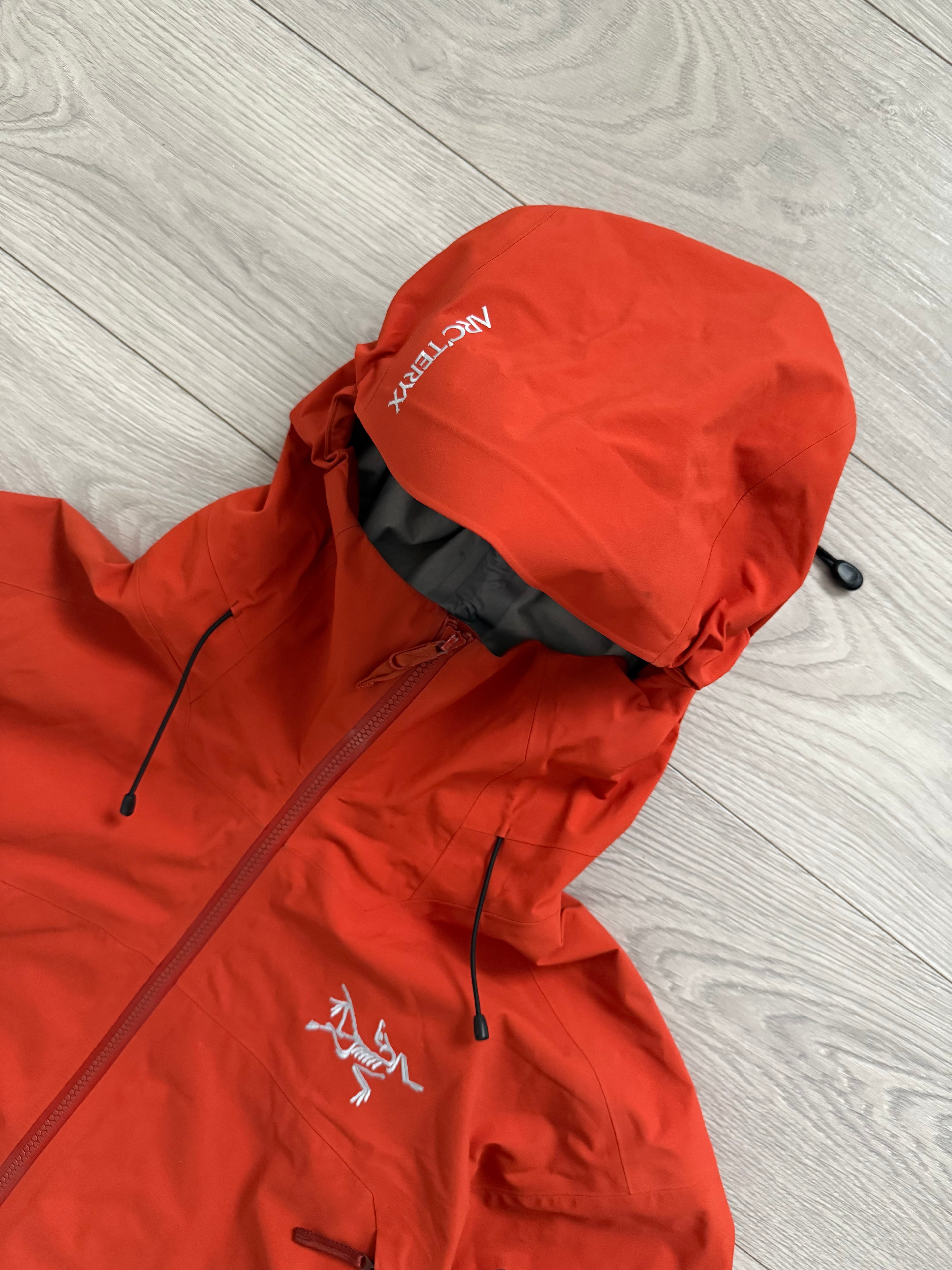 Arc'teryx Sabre Gore-Tex Pro Waterproof Jacket RRP£700 - Size XL
