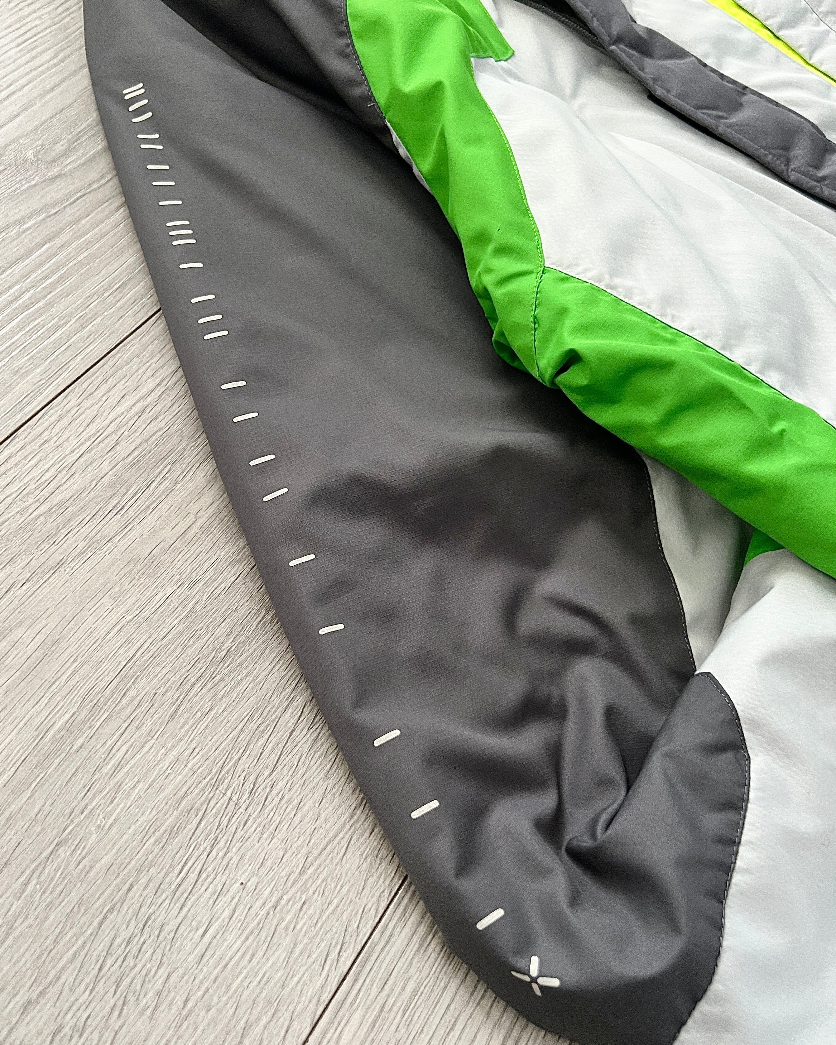 Nike Clima Fit 2000s Insulated Technical Jacket - Size L