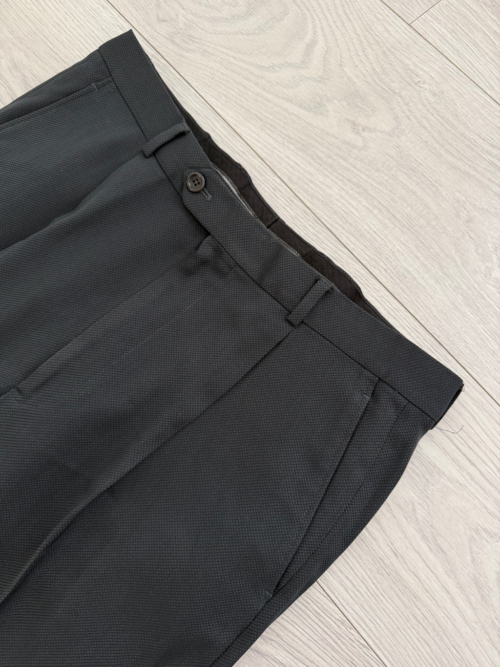 Armani 1990s Peaked Lapel Double Breasted Pleated Wool Silk Suit Dark Forest Green - Size L Jacket / 34" Waist