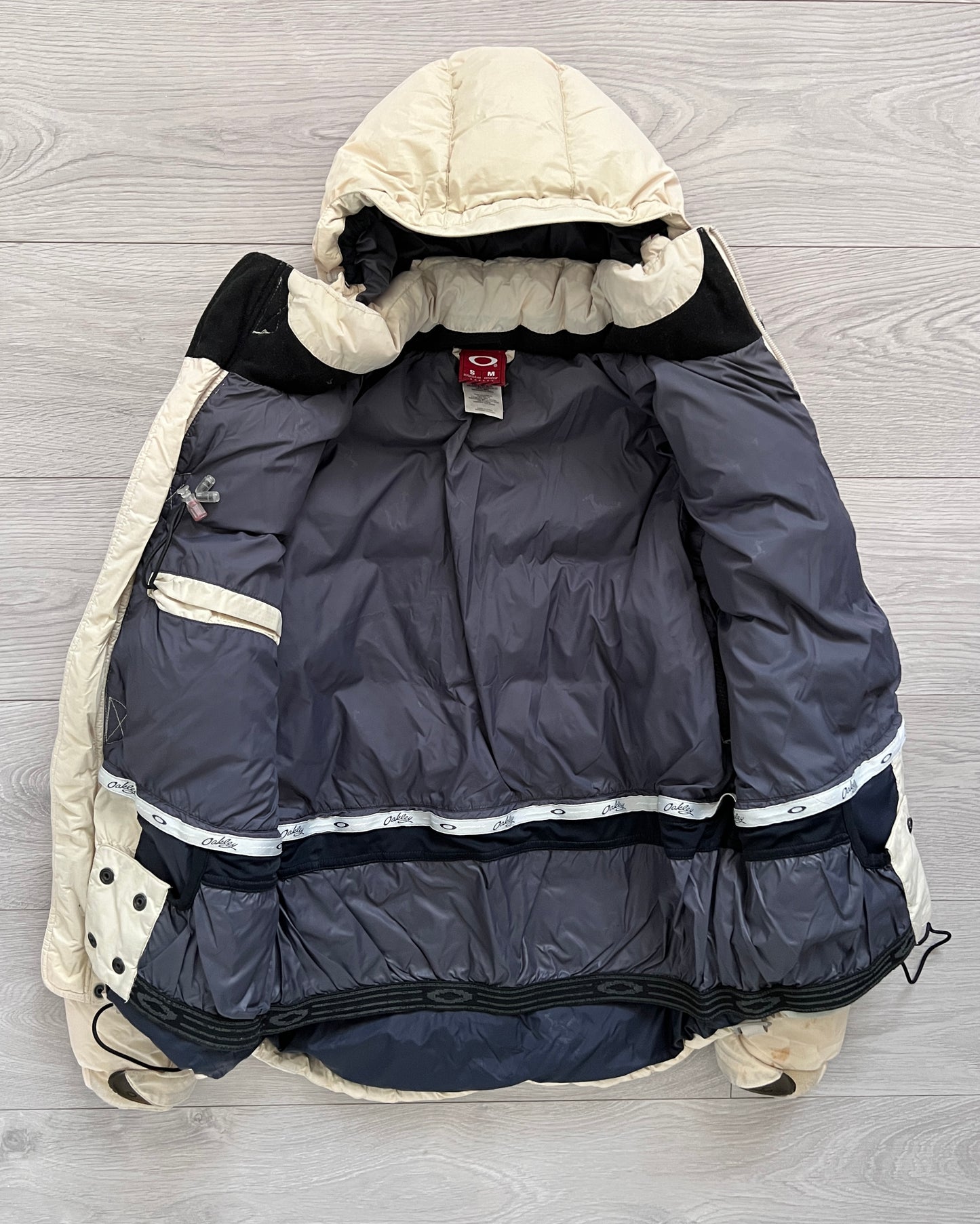 Oakley AW06 Goose Down Technical Puffer Jacket - Size S