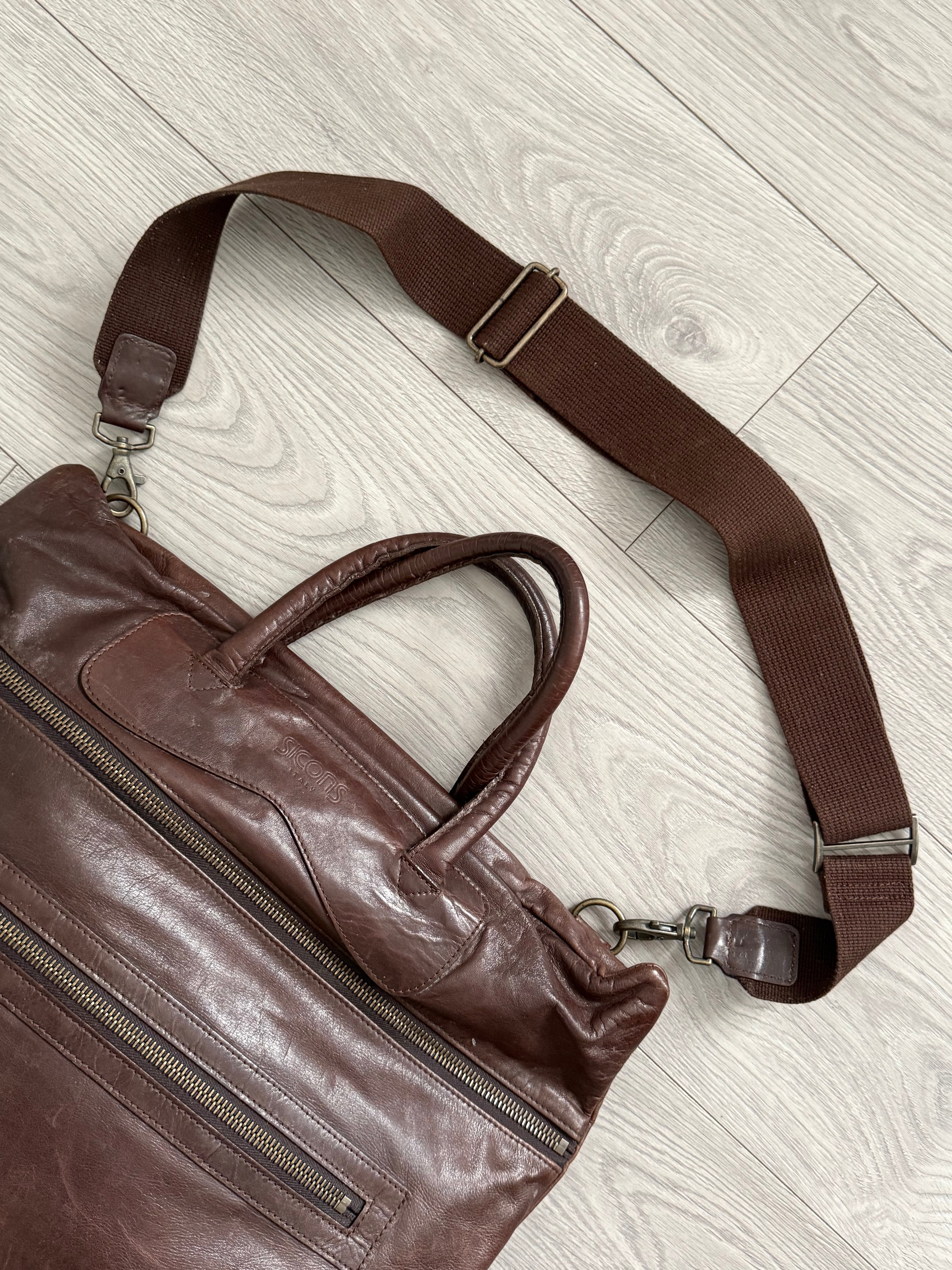 Sicons Armani 1980s Brown Leather Top Handle Shoulder Bag