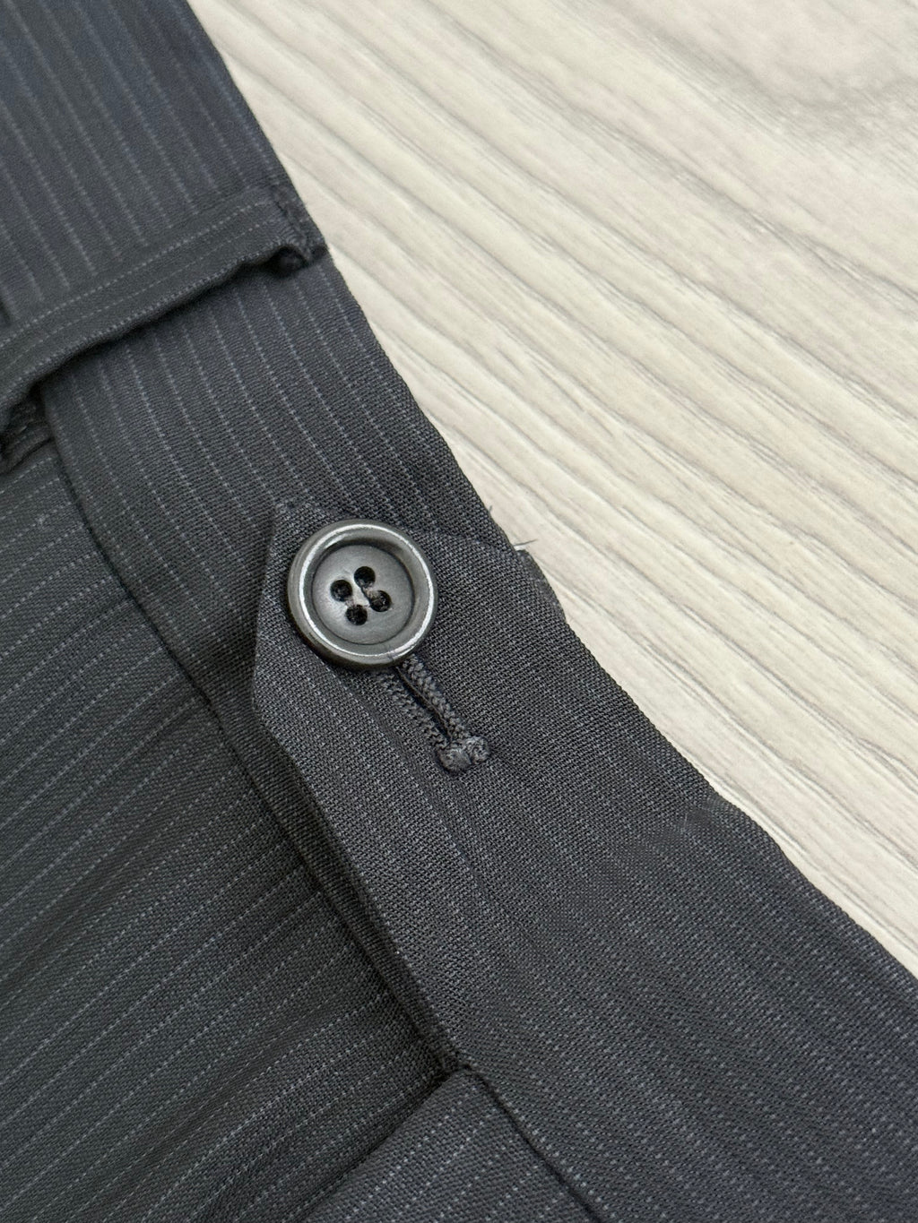 Armani 1990s 3B Pleated Wool Pinstripe Suit - Size M Jacket / 30" Waist