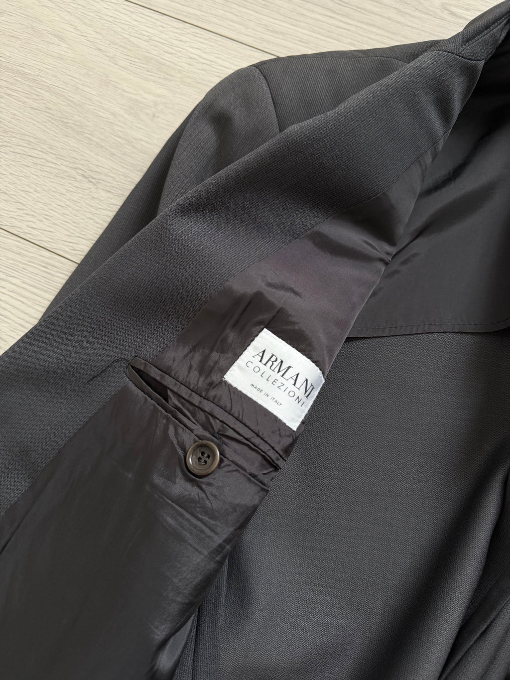 Armani 1990s Peaked Lapel Double Breasted Pleated Wool Suit Grey - Size L Jacket / 34" Waist