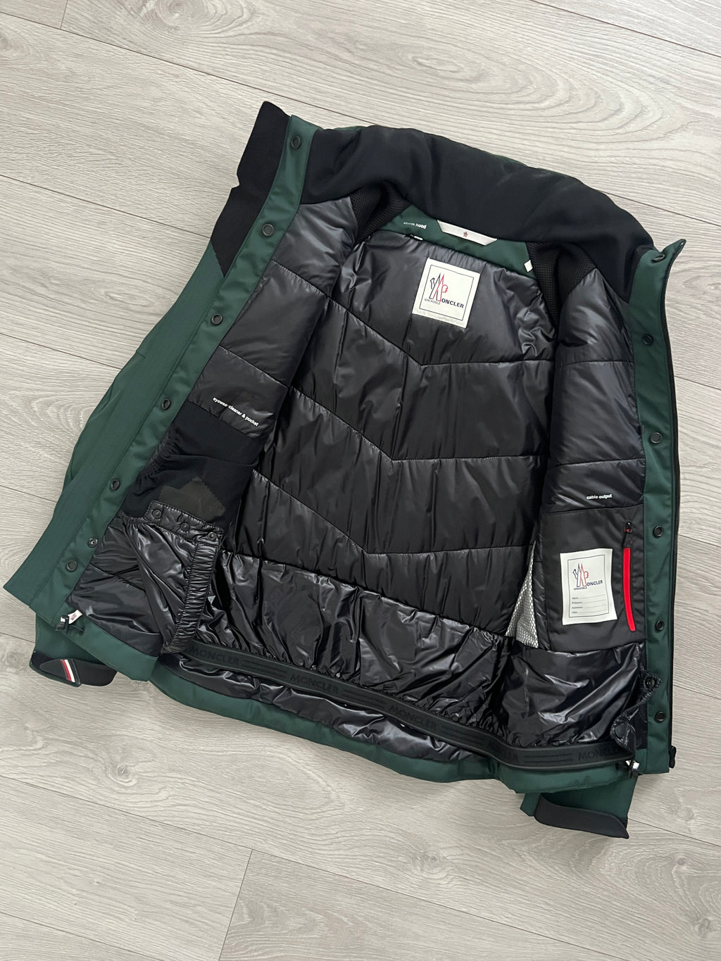 Moncler Grenoble Carmaux Technical Waterproof Insulated Jacket - Size M