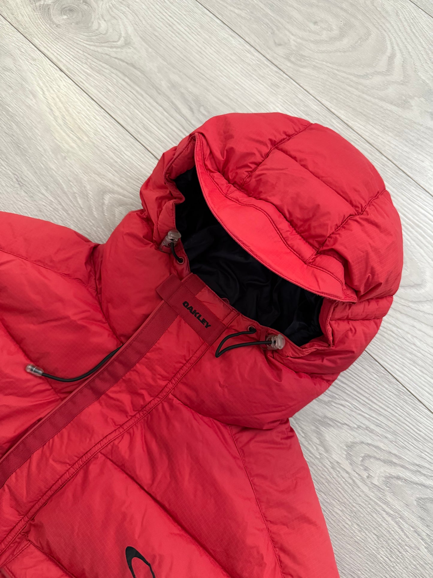 Oakley AW06 Goose Down Red Technical Puffer Jacket - Size M